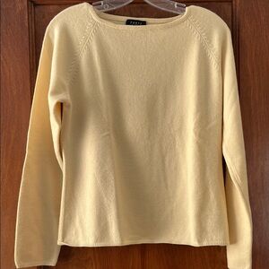Forte Cashmere Soft Yellow Crew Neck Sweater
Size L